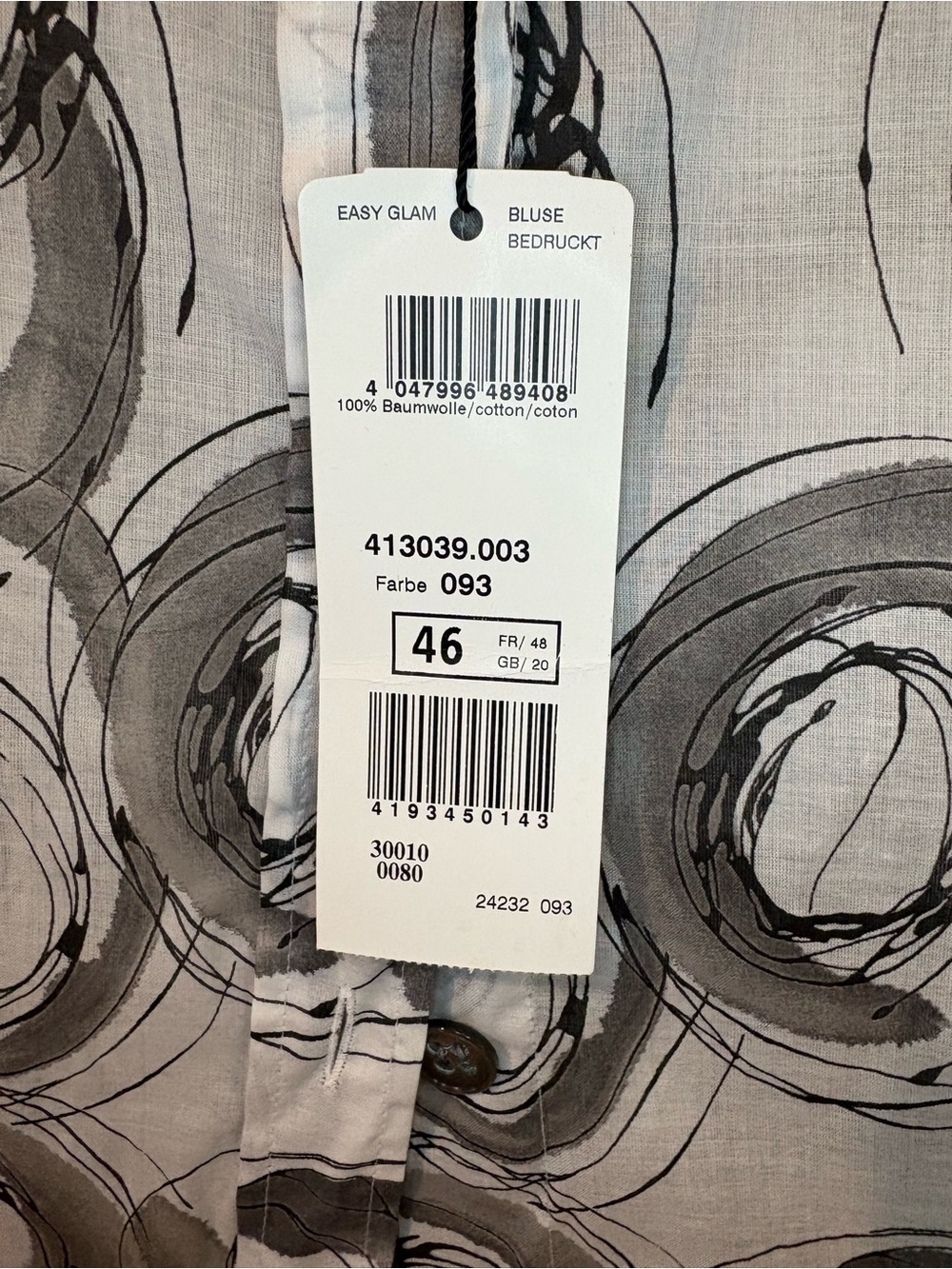 Basler Black & White Abstract Circle Button-Up Blouse - Picture 4 of 7